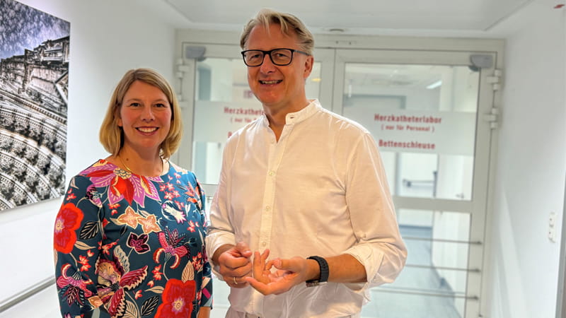 DKV CEO Frauke Fiegl talks to Prof. Dr. Marc Horlitz